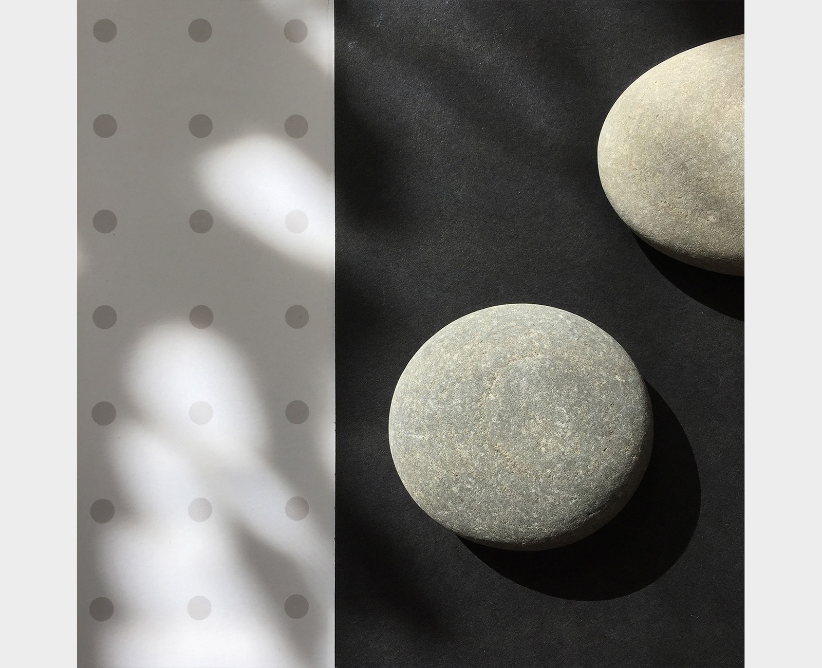 Dots, Stones. Archival pigment print. 2020.